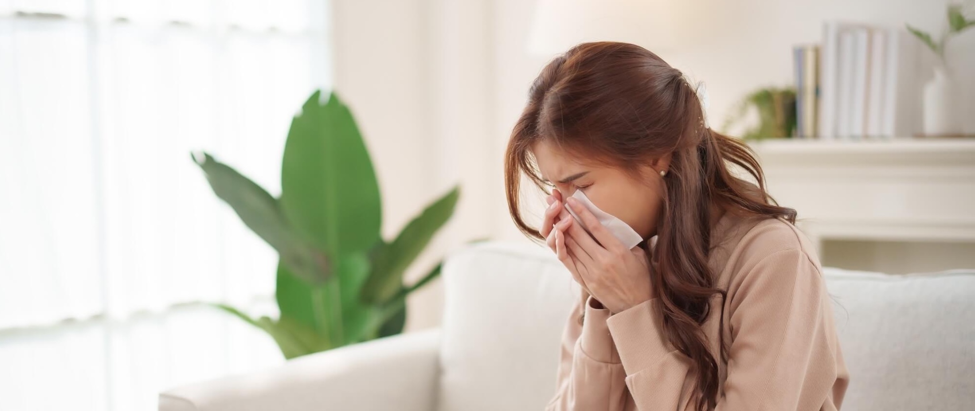 Polluants intérieurs invisibles : identifier et éliminer COV, formaldéhyde et particules fines