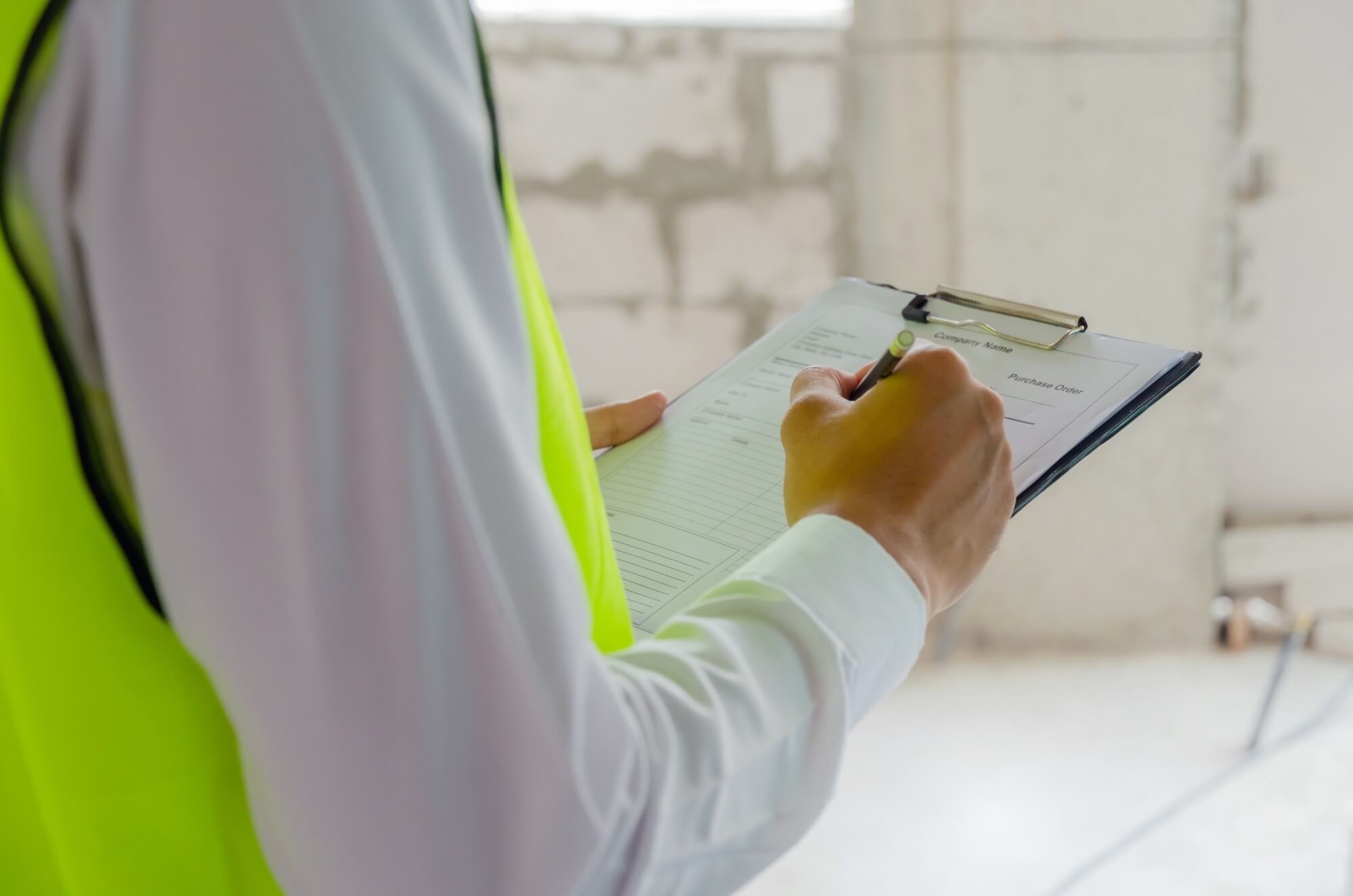 Réglementation VMC collective et individuelle : sécurité incendie, débits et solutions techniques