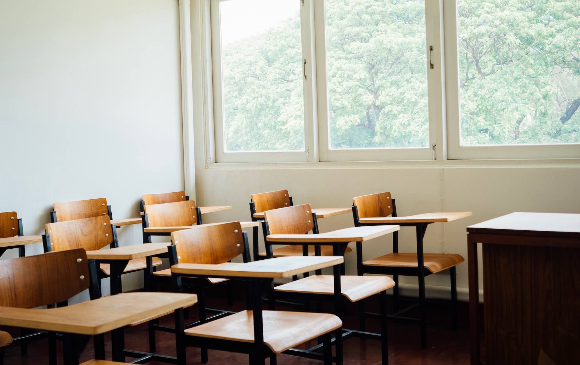 Réglementation ventilation salle de classe : débits, implantation et acoustique