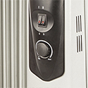 <strong>Sélecteur puissance et thermostat automatique réglable. Témoin lumineux</strong><br>