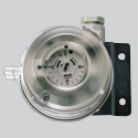 <strong>Pressure switch included</strong><br>A pressure switch is supplied with the product. Once connected to the pressure taps on the unit, filter contamination can be controlled.