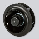 <strong>Rodete centrífugo de álabes hacia atrás, de alta eficiencia</strong><br>Bajo consumo y bajo mantenimiento.