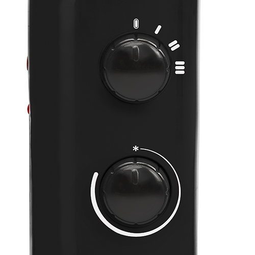 <strong>Termostato automático regulable y selector de potencia.</strong>